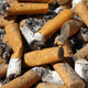 Imagen para el artículo titulado El mayor contaminante de los océanos no son las pajitas, sino las colillas de los cigarrillos